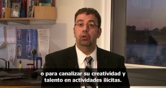 Daron Acemoglu y el papel de las instituciones en el crecimiento económico
