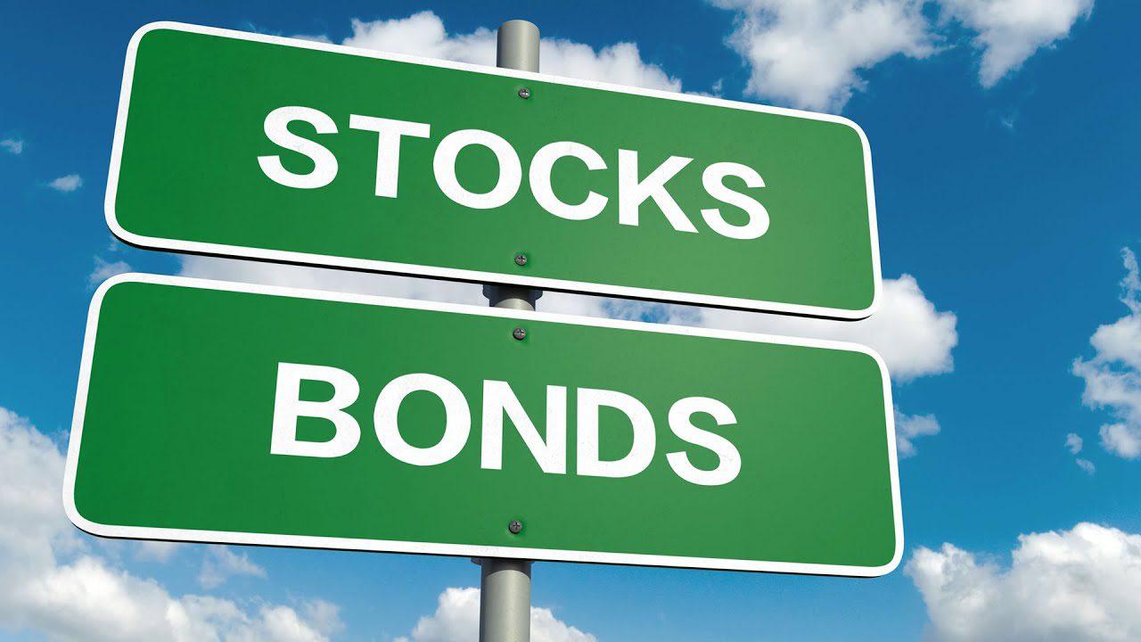 cómo se comparan distintos instrumentos financieros Cómo los bonos gubernamentales pueden ser una inversión segura